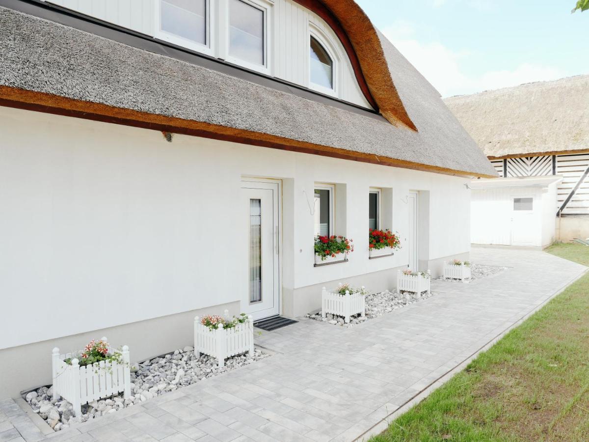 Ferienwohnungen Am Reiterhof Sallenthin Neu Sallenthin Екстер'єр фото