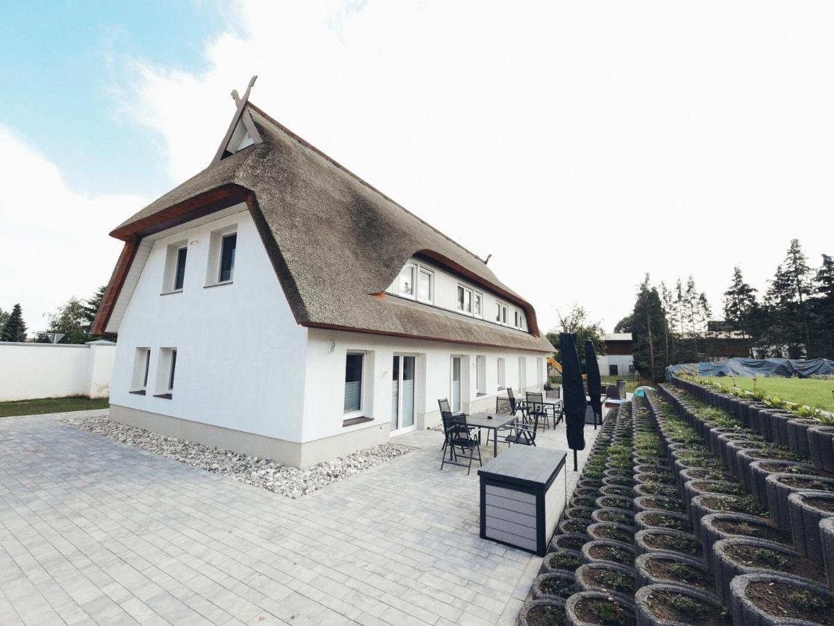 Ferienwohnungen Am Reiterhof Sallenthin Neu Sallenthin Екстер'єр фото